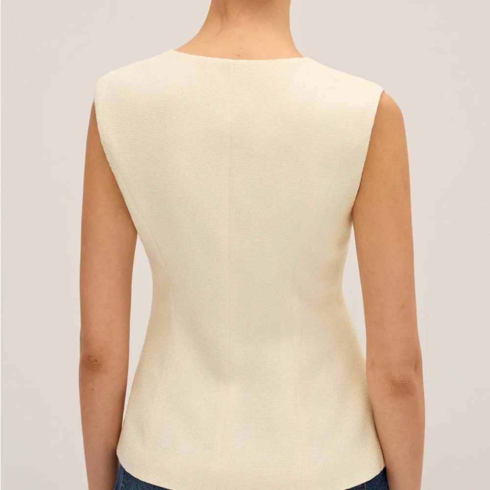 Commense Cream Jacket with Gold Button - Picture 3 of 6